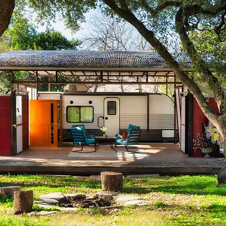 Modern 1Br Home On An Eco Farm Great Location